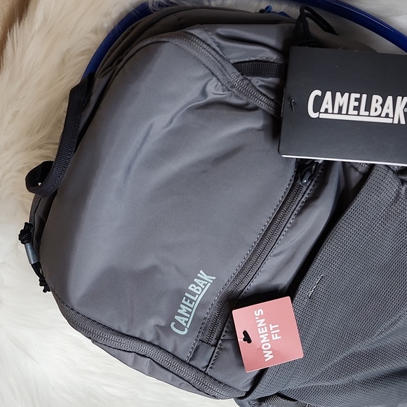 CamelBak Women’s Sequoia 24 Hiking Hydration Pack - Hike Backpack - 100 oz - Picture 5 of 13